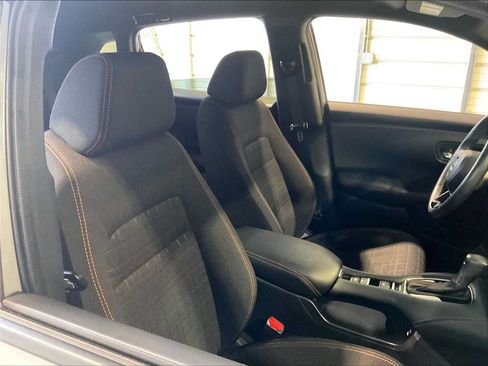 Used 2025 Honda HR-V Sport image 10