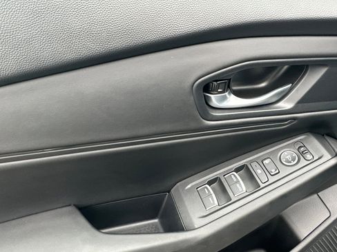 Certified 2025 Honda Accord SE image 11