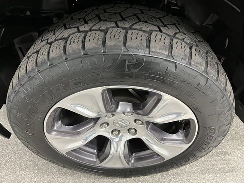 Used 2020 RAM 1500 Laramie w/ Sport Appearance Package AWD/4WD image 15