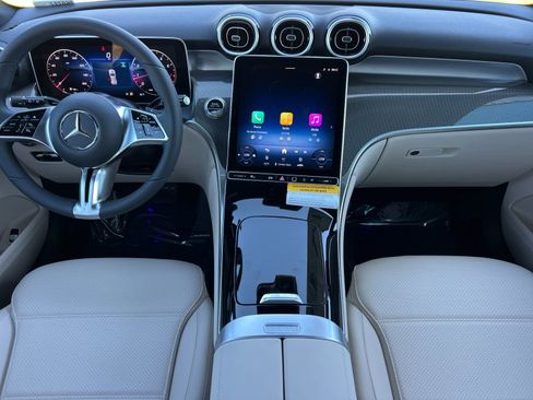New 2026 Mercedes-Benz GLC 300 4MATIC image 3