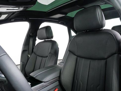 New 2025 Audi A8 L 3.0T image 5