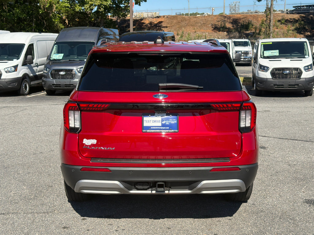 Used 2025 Ford Explorer Platinum RWD image 6