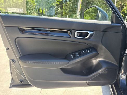 Certified 2024 Honda Civic EX-L image 11