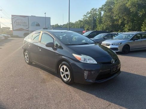 Used 2013 Toyota Prius Three FWD image 25