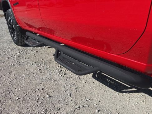 Used 2020 Chevrolet Silverado 2500 Custom w/ Custom Value Package image 8