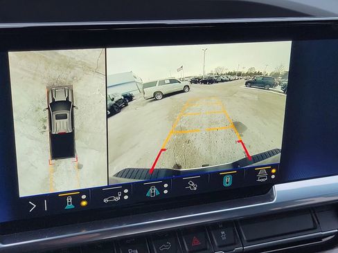 Certified 2024 Chevrolet Silverado 2500 LTZ w/ LTZ Convenience Package image 17