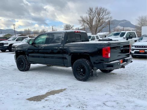 Used 2018 Chevrolet Silverado 1500 High Country image 3