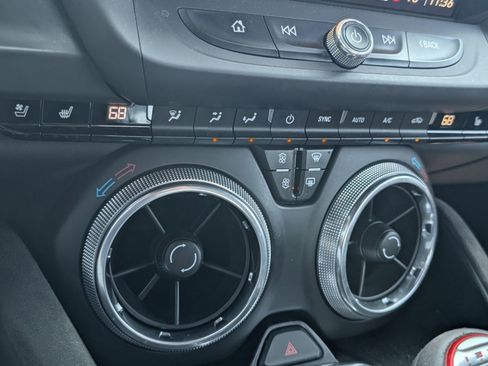 Used 2021 Chevrolet Camaro ZL1 RWD image 16