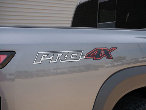 Used 2024 Nissan Frontier PRO-4X w/ Off-Road Protection Package AWD/4WD image 9