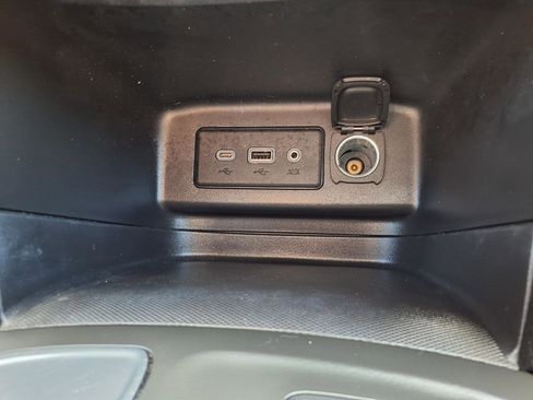 Used 2022 Chevrolet Equinox LT FWD image 10