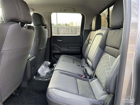 New 2026 Nissan Frontier SV w/ Tow Package image 13