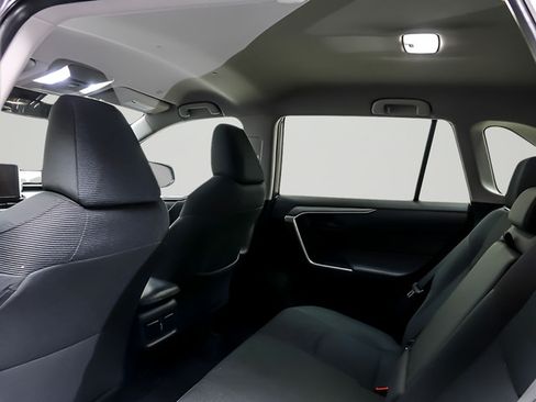 Used 2023 Toyota RAV4 LE AWD/4WD image 11