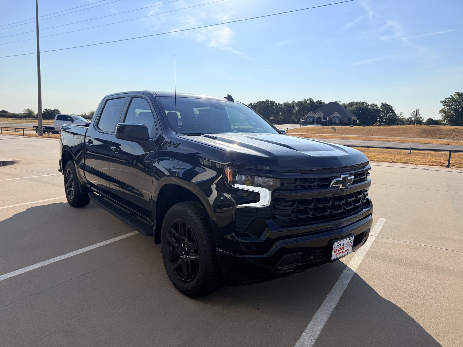 New 2026 Chevrolet Silverado 1500 RST w/ Dark Appearance Package AWD/4WD image 4