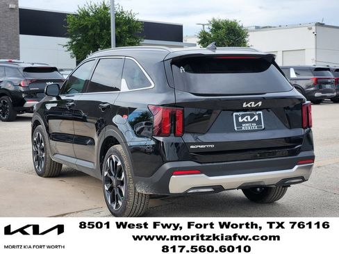 New 2026 Kia Sorento EX FWD image 4