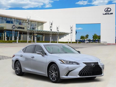 New 2025 Lexus ES 350 w/ Premium Package image 2