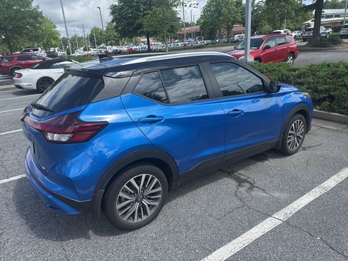 Used 2023 Nissan Kicks SV FWD image 7