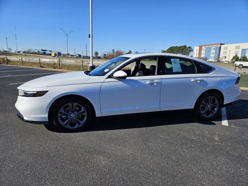 Used 2024 Honda Accord EX-L image 3