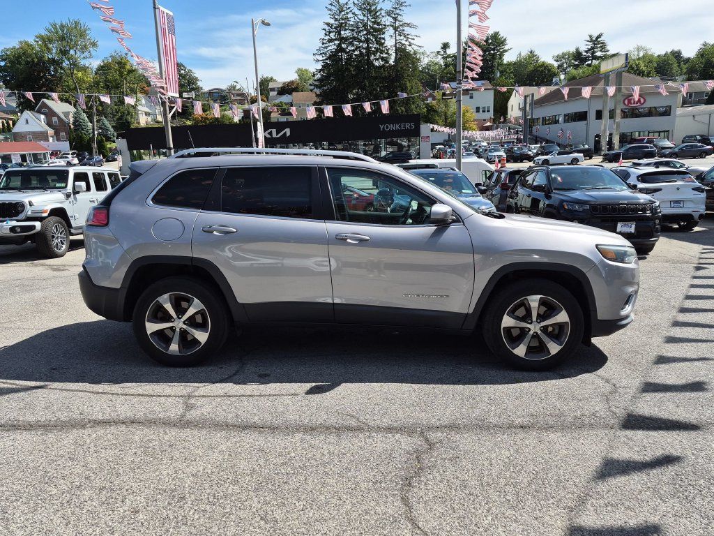 Used 2020 Jeep Cherokee Limited AWD/4WD image 4