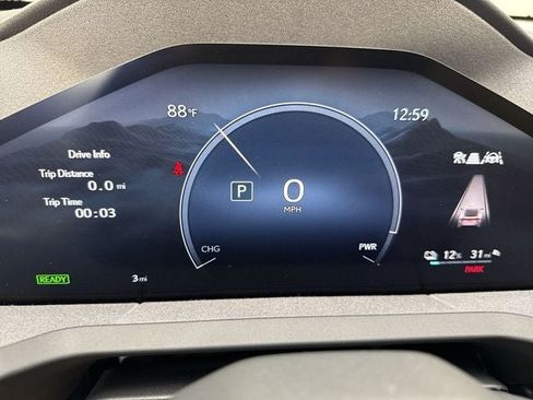 New 2026 Lexus ES 350e FWD image 15