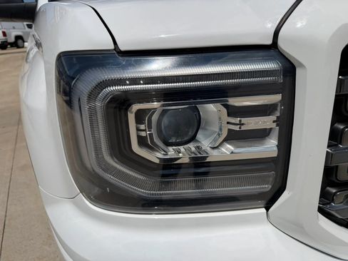 Used 2018 GMC Sierra 1500 SLT AWD/4WD image 63