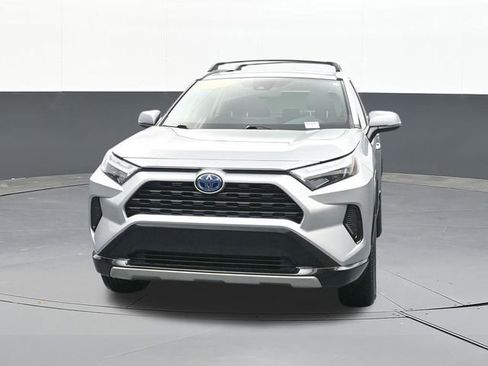 Used 2024 Toyota RAV4 SE AWD/4WD image 2