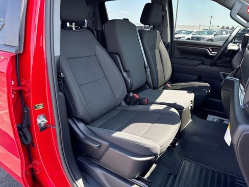 Used 2025 Chevrolet Silverado 1500 LT AWD/4WD image 25