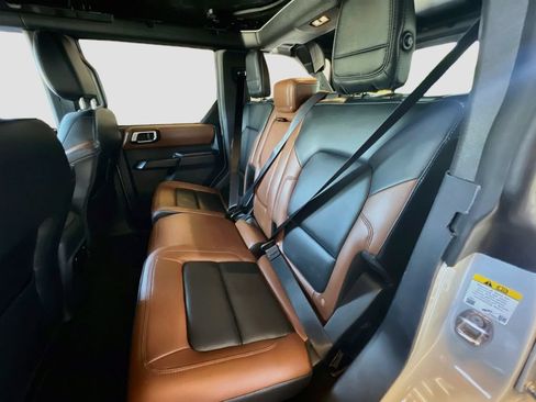 Used 2024 Ford Bronco Outer Banks AWD/4WD image 24
