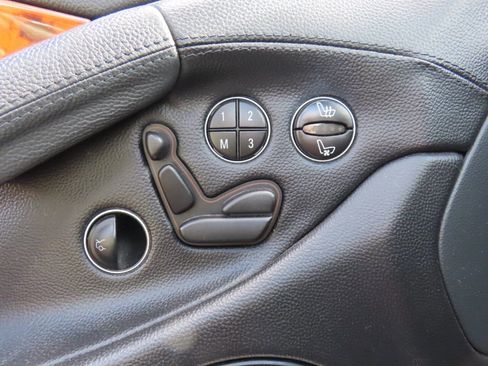 Used 2003 Mercedes-Benz SL 500 image 43