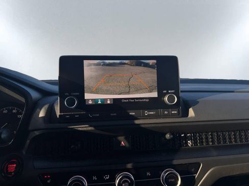 Used 2023 Honda CR-V EX image 13