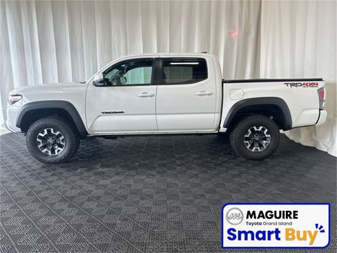 Used 2021 Toyota Tacoma TRD Off-Road image 22
