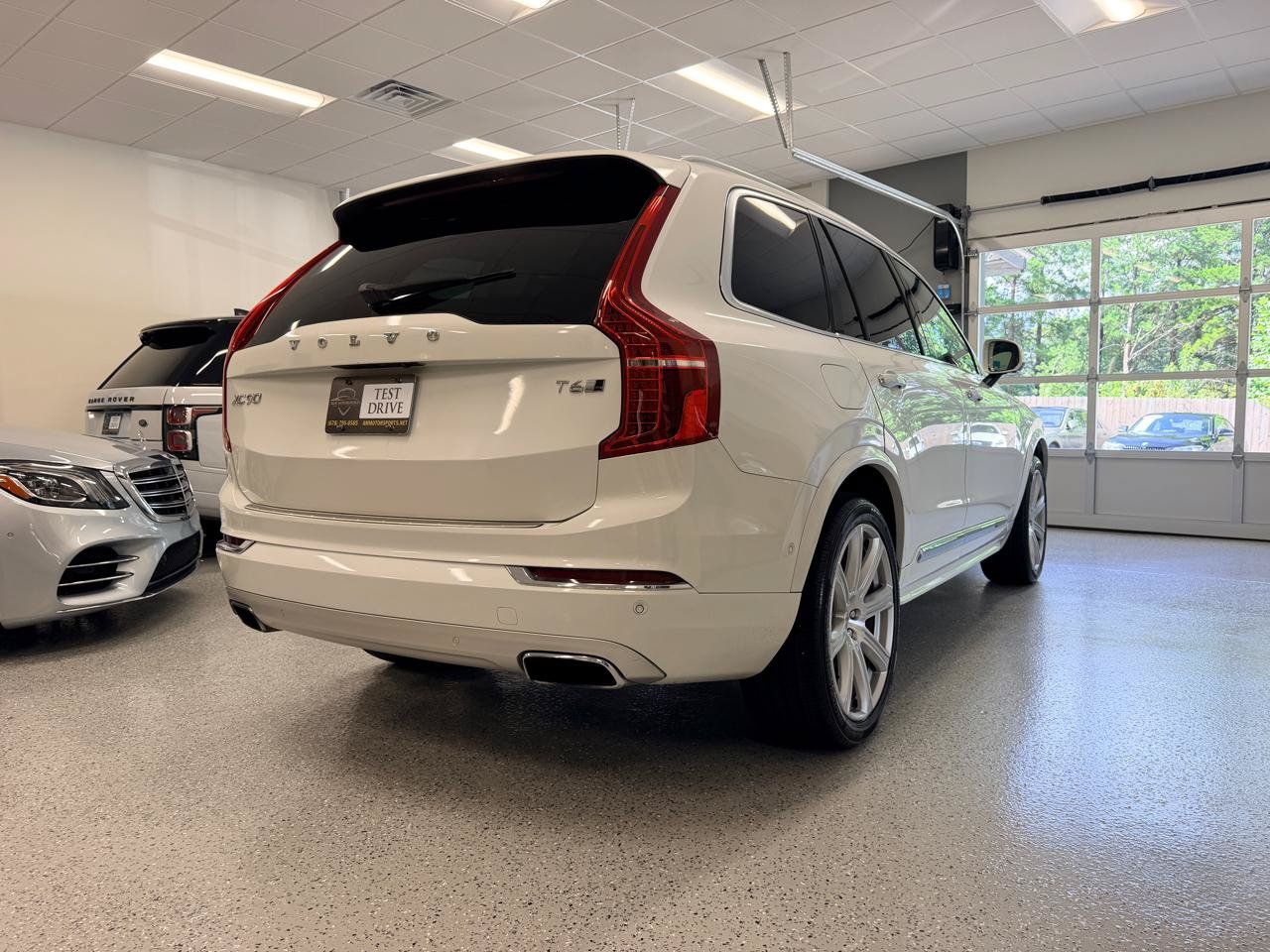 Used 2017 Volvo XC90 T6 Inscription w/ Vision Package AWD/4WD image 9