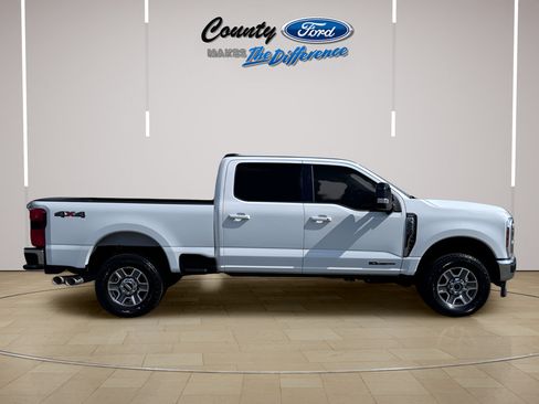 Used 2024 Ford F250 Lariat AWD/4WD image 25
