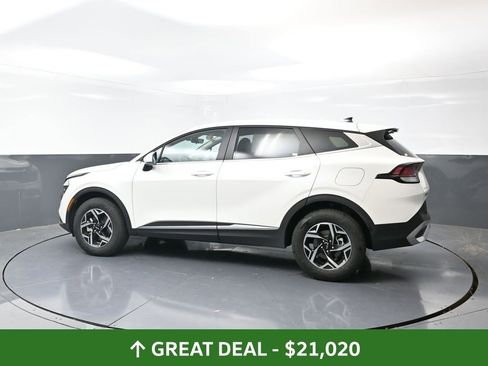 Used 2024 Kia Sportage LX image 12