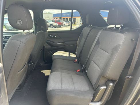 Used 2023 Chevrolet Traverse LT AWD/4WD image 16
