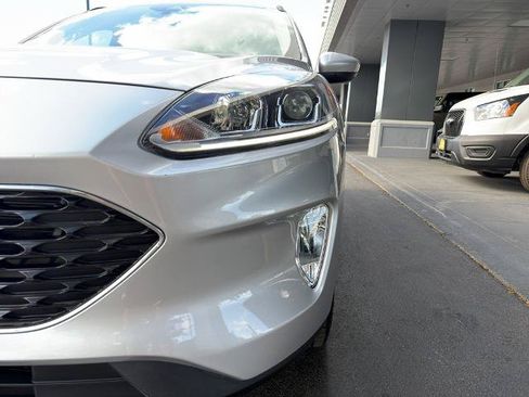 Certified 2020 Ford Escape SEL AWD/4WD image 4