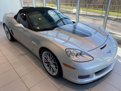 Used 2013 Chevrolet Corvette 427 w/ 1SC Preferred Equipment Group image 1