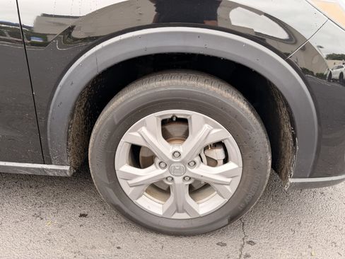 Used 2024 Honda HR-V LX image 9
