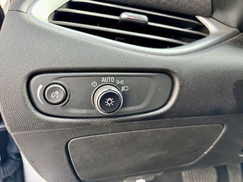 Used 2023 Chevrolet Malibu LT image 20