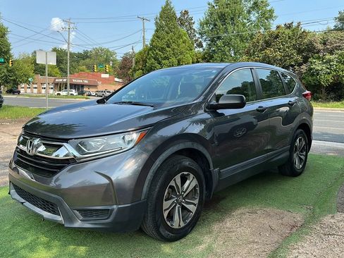 Used 2018 Honda CR-V LX image 3