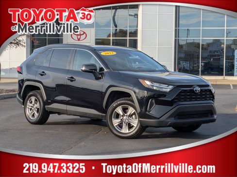 Used 2023 Toyota RAV4 XLE image 1