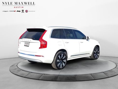 Used 2022 Volvo XC90 T8 Inscription w/ Advanced Package image 16