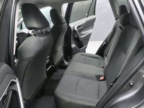Used 2021 Toyota RAV4 LE w/ Carpet Mat Package (TMS) AWD/4WD image 21