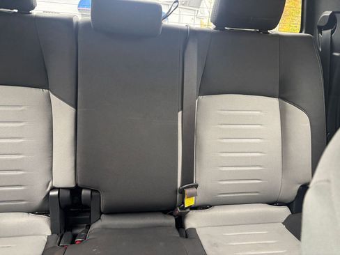 Used 2025 Toyota Tacoma TRD Off-Road image 36