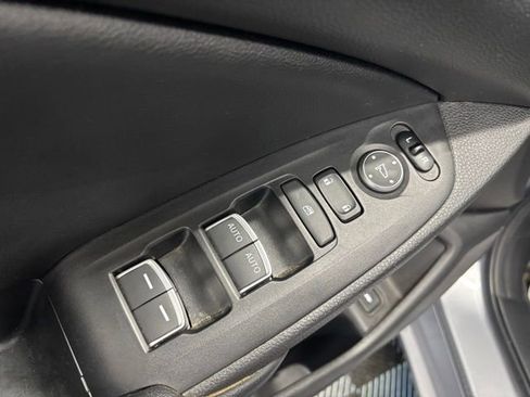Used 2022 Honda Accord Sport image 6