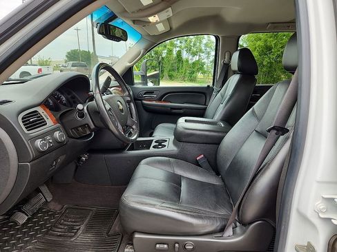 Used 2009 Chevrolet Silverado 3500 LTZ image 24
