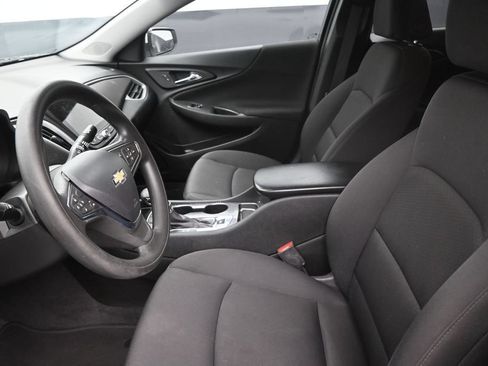 Used 2024 Chevrolet Malibu LS FWD image 12