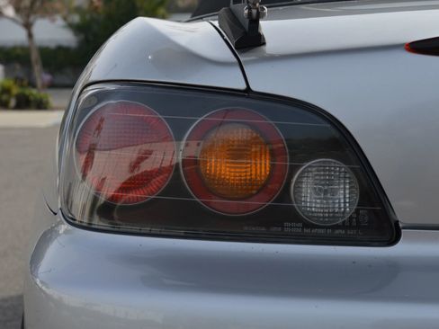 Used 2005 Honda S2000 Convertible 2D image 16