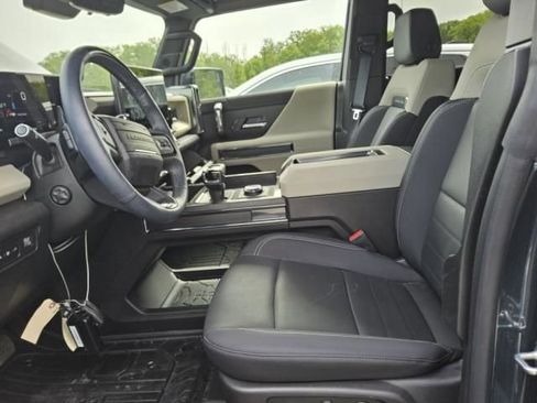 Used 2026 GMC Hummer EV SUV AWD/4WD image 2