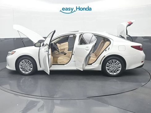 Used 2013 Lexus ES 350 w/ Luxury Pkg FWD image 37