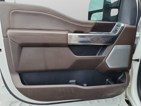 Used 2023 Ford F250 King Ranch w/ Chrome Package AWD/4WD image 18